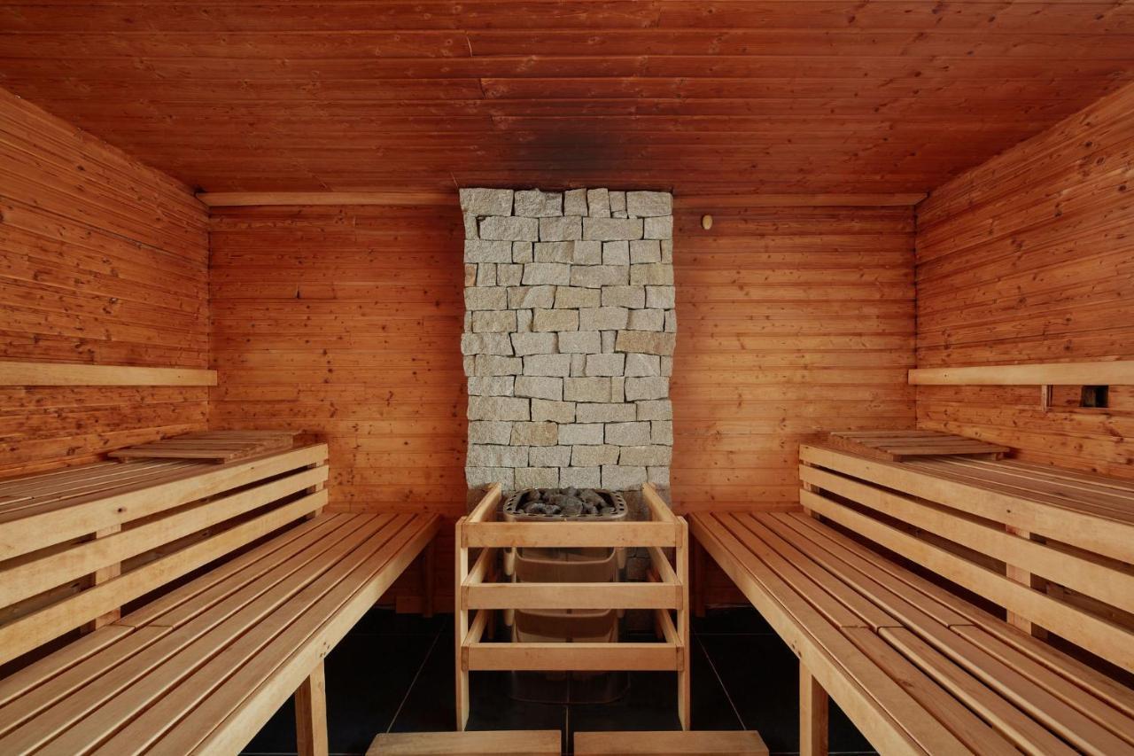 Hotel Slunny Dvur Jeseník Esterno foto