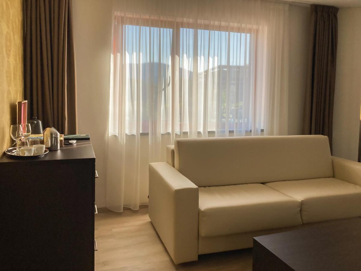 Hotel Slunny Dvur Jeseník Esterno foto