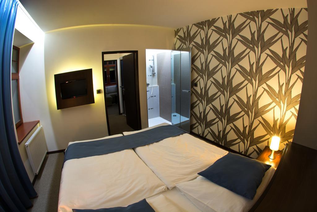 Hotel Slunny Dvur Jeseník Esterno foto